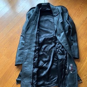 men’s leather coat
